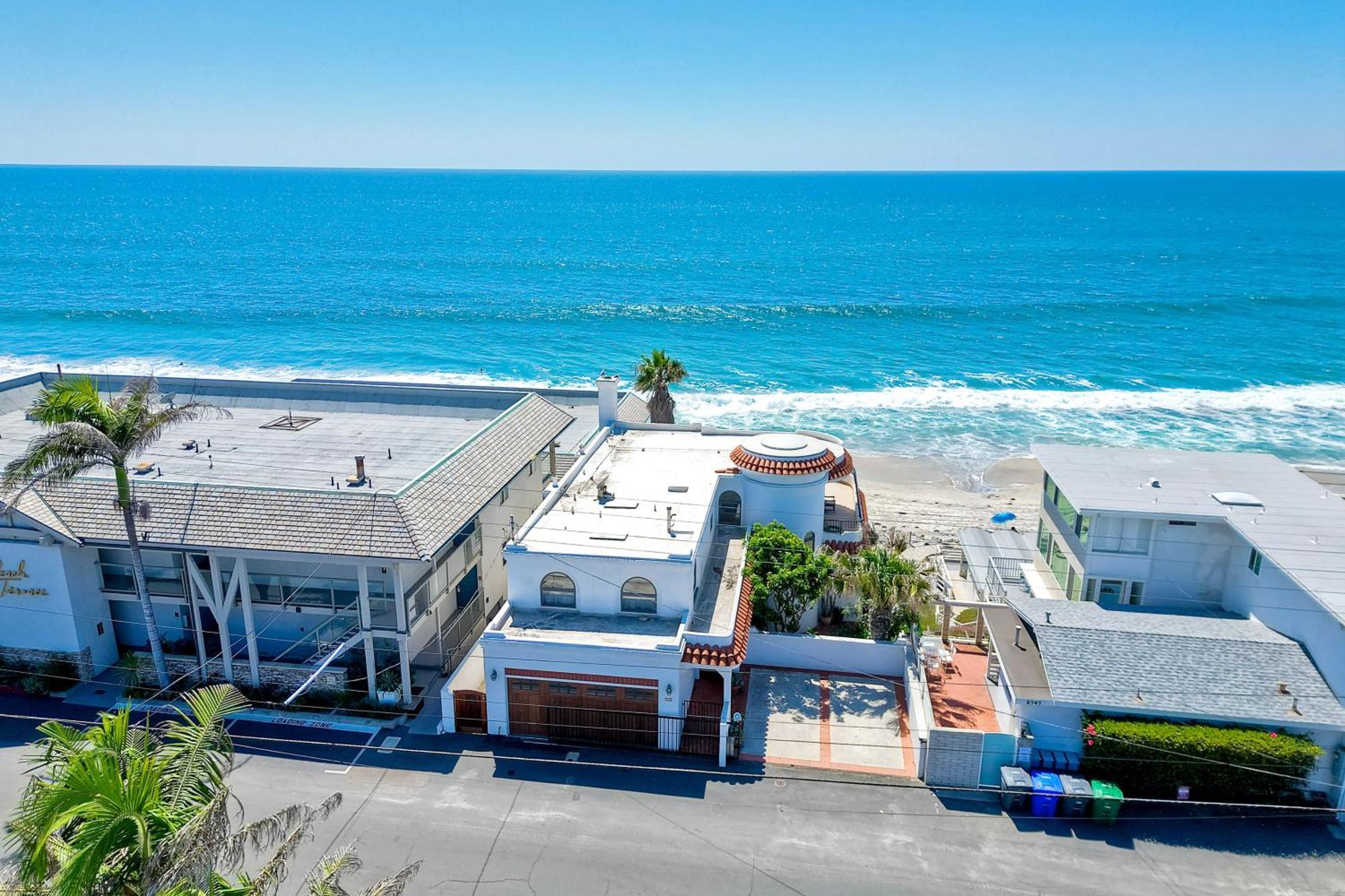 2751 Ocean Street Carlsbad Exterior photo